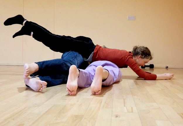 Learn to dance and jam contact improvisation with us